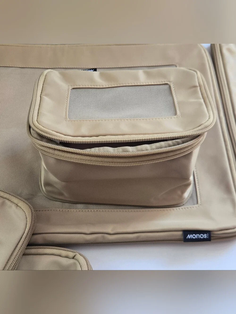 Monos Compressible Packingh Cubes Set of 6 Tan Brand New Travel Organizers